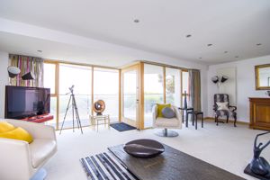 Photo 25- click for photo gallery